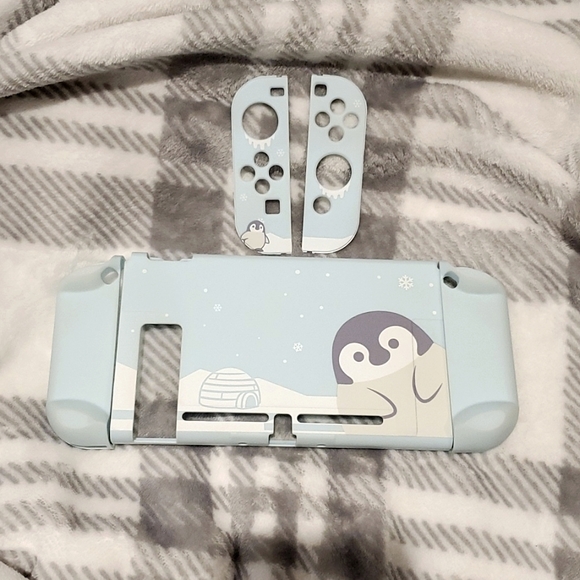 GeekShare Penguin Protective Case - Picture 3 of 3